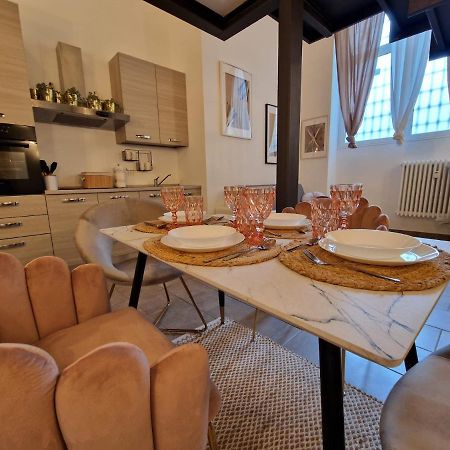 Regina Milano In Porta Romana 2 - Sky Tv, Wifi E Breakfast Box Apartment Exterior photo